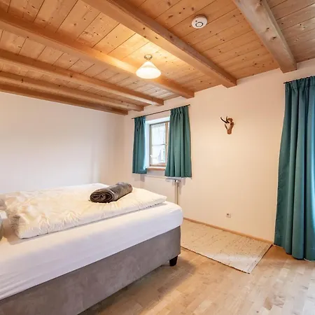 Biohof Jorgenbauer - Ferienwohnung Auszeit Schliersee