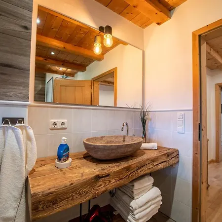 Biohof Jorgenbauer - Ferienwohnung Auszeit Appartement Schliersee