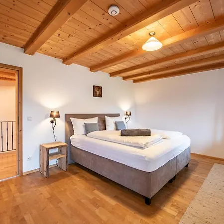 Biohof Jorgenbauer - Ferienwohnung Auszeit * Schliersee